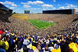 800px-Michigan_Stadium,_17_September_2012